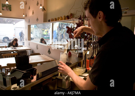 Hive-Bar-Restaurant 11 13 Brixton Bahnhofstraße Stockfoto