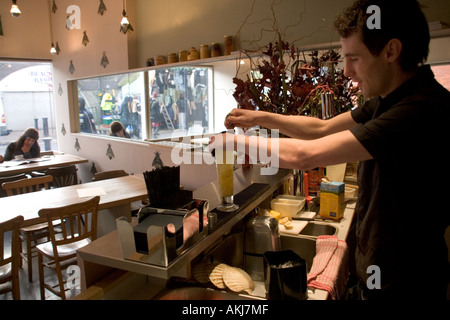 Hive-Bar-Restaurant 11 13 Brixton Bahnhofstraße Stockfoto