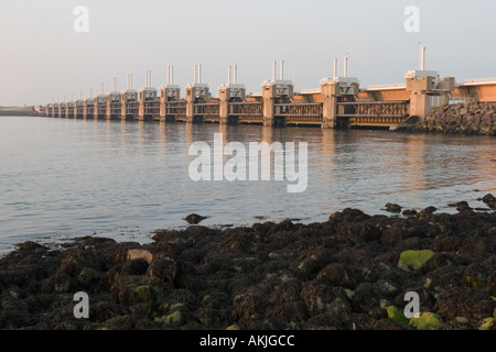 Östlichen omtrent Sperrwerks zwischen Schouwen-Duivenland und Nord-Beveland, Niederlande Stockfoto