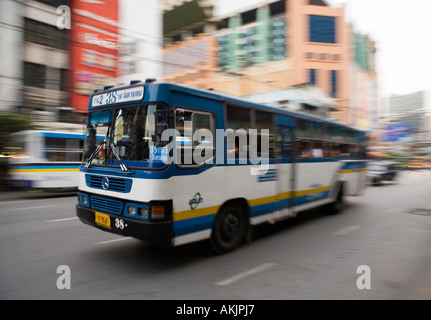 Öffentliche Verkehrsmittel Bus Personenbeförderung in Bangkok, Thailand Stockfoto