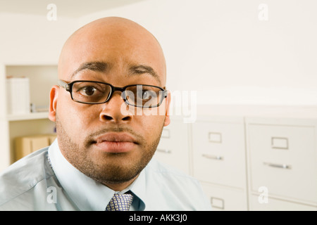 Porträt der Geschäftsmann mit Brille hautnah Stockfoto