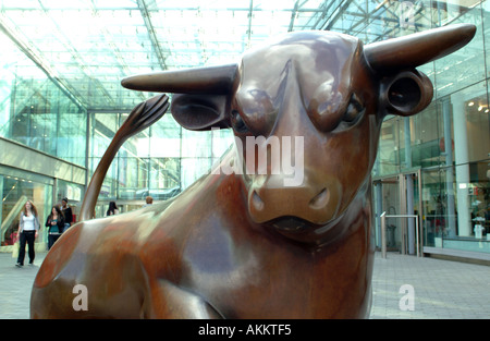 Bull Statue Stierkampfarena Birmingham England Stockfoto