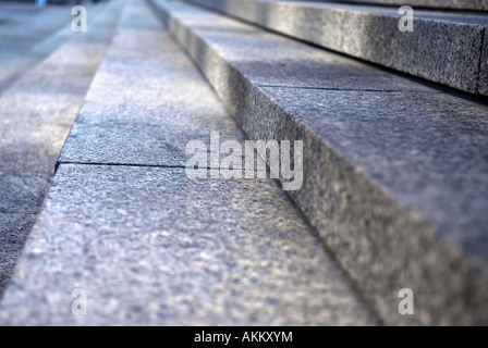 Treppe mit Granit Steintreppen in Perspektive hautnah Stockfoto