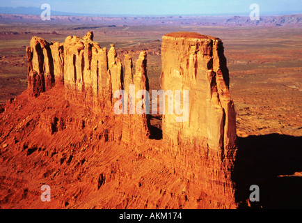 Felsspitzen im Monument Valley Four Corners Arizona Utah Grenzgebiet USA Stockfoto