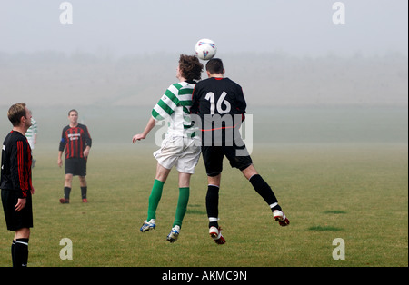 Sonntag-Liga Fußball bei Huber Lane, Leamington Spa, England, UK Stockfoto