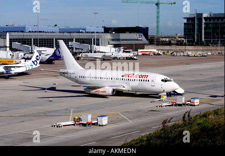 Jet2 com Boeing 737-Flugzeuge am Flughafen Birmingham, England, UK Stockfoto