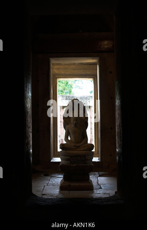 Statue von Jayavarman VII im Geschichtspark Phimai Nakhon Ratchasima, Thailand Stockfoto