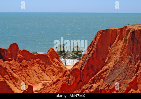 Bunte rote Sanstone Formationen in Canoa Quebrada Ceara Brasilien Südamerika Stockfoto