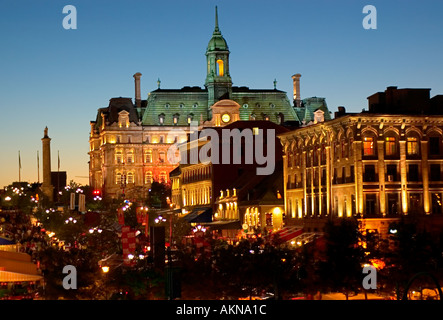 Nelsons Säule, Hotel de Ville, Place Jacques Cartier, Old Montreal, Montreal, Quebec, Kanada Stockfoto