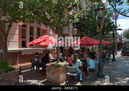 Straße Cafe auf Victoria Avenue Int Stadtzentrum, Wanganui, Nordinsel, Neuseeland Stockfoto