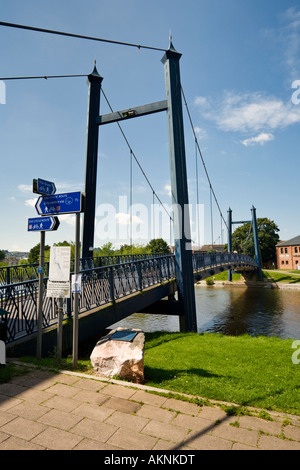 Cricklepit Fußgängerbrücke über den Fluss Exe in Exeter Quay, Exeter, Devon, UK Stockfoto