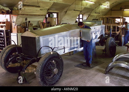 Restaurierung eines seltenen Jahrgangs Rolls Royce Gloucestershire, England Stockfoto