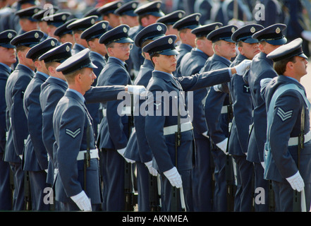 Royal Air Force März bei der Schlacht von Großbritannien Jahrestag Parade London United Kingdom Stockfoto