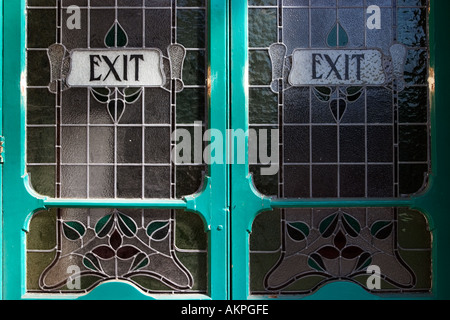 Glasmalerei Ausstieg aus Harrogate Königssaal oder Kursaal North Yorkshire England Stockfoto