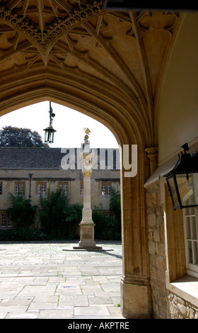 Corpus Christi Front Quad und der Pelikan-Spalte Stockfoto