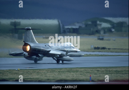 Aeritalia F-104S-c Starfighter Einzelsitz und Motor schnell Jet Abfangjäger.  GAV 2057-158 Stockfoto