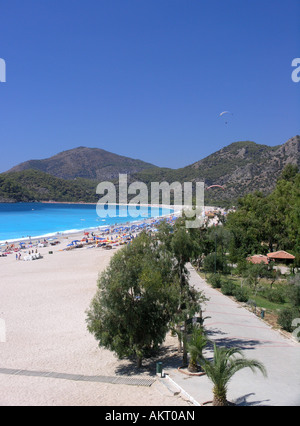 Sandstrand in Ölüdeniz an der Südküste der Türkei Stockfoto