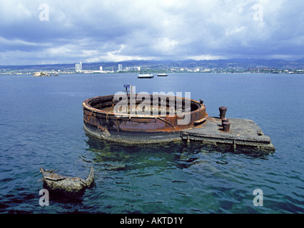 Ein Blick auf den Geschützturm der USS Arizona Arizona Memorial in Pearl Harbor Stockfoto