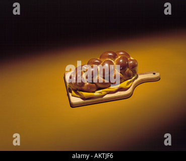 Challah Brot an Bord koscher Bon Appetit Stockfoto