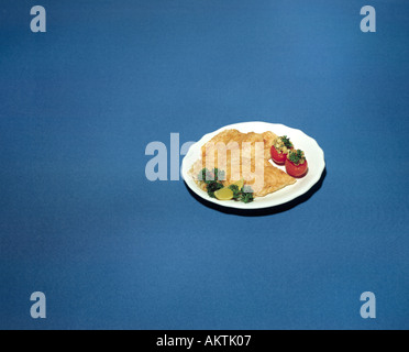 Fischfilet auf weißem Teller Bon Appetit Stockfoto