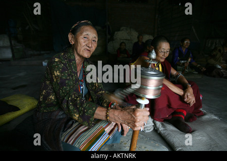 Tibetische Mönche in Kathmandu Nepal die Mehrheit der Mönche in Nepal sind Flüchtlinge aus Tibet und Leben in den Klöstern in Nepal Stockfoto