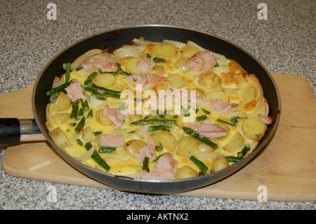 Frittata spanisches Omelett Stockfoto