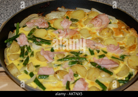 Frittata spanisches Omelett Stockfoto