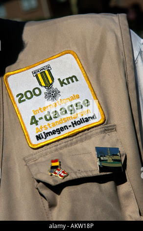 Nimwegen marschiert die viertägige die Medaille Stockfoto