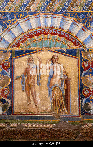 Ercolano. Italien. Archäologische Ausgrabungen von Herculaneum. Mosaik, Neptun & Amphitrite (alias Neptun und Salacia), in der Casa di Nettuno e Anfitri Stockfoto