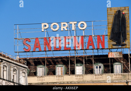 Portugal, Lissabon, Praça Dos Restauradores, Sandeman Porto Zeichen Stockfoto