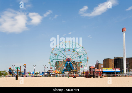 Wonder Wheel, Strand von Coney Island, New York, USA Stockfoto