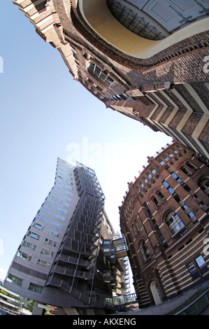 Ein Gasometer angepasst in einem Wohnhaus, Wien, Österreich Stockfoto