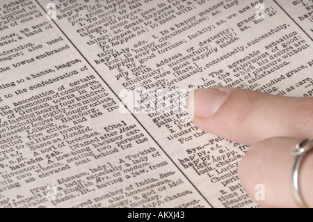 Ein Fingerzeig auf die Definition von Erfolg in einem Wörterbuch. Stockfoto