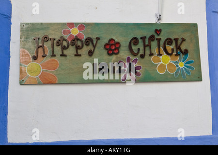 Melden Sie "Hippy Chick" in der alten Stadt Eivissa, Ibiza, Balearen, Spanien Stockfoto