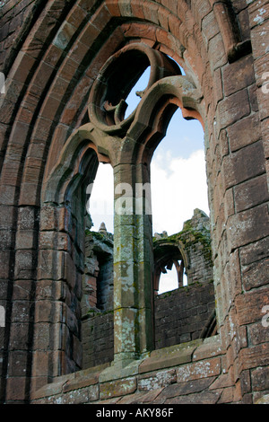 Fenster bei Sweetheart Abbey in neue Abtei Dorf Dumfriesshire, Schottland Stockfoto
