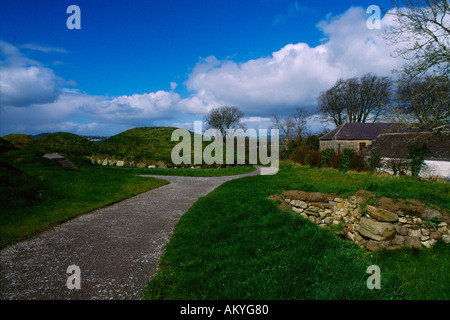 Knowth County Meath Irland Neolithische Passage Grab Teil des Brun' na Boinne Komplexes UNESCO-Weltkulturerbe Stockfoto