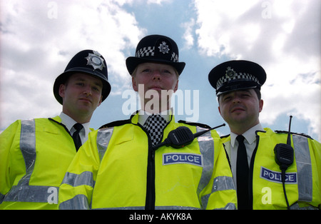 Drei Metropolitan Police Officers, Southwark, London, UK. Stockfoto