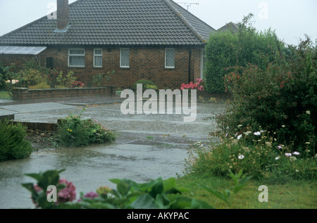 extremen Wetterbedingungen sehr starken Regenfällen Stockfoto