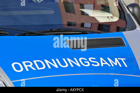 Fahrzeug des Amtes (städtische) öffentliche Ordnung, Berlin, Deutschland Stockfoto