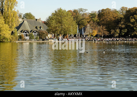 Kleinhesseloher sehen, englischen Garten, englischer Garten, München, Bayern, Deutschland Stockfoto