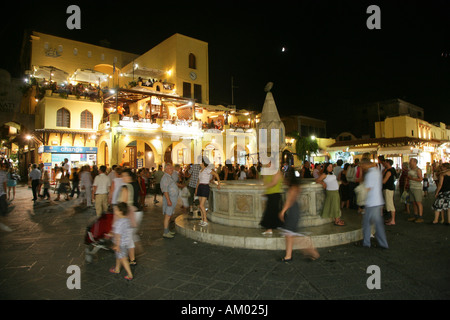 Altstadt von Rhodos durch die Nacht, Griechenland, Europa Stockfoto