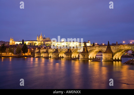 Pragerburg und Charles Brücke Hradschin Prag Tschechien Stockfoto