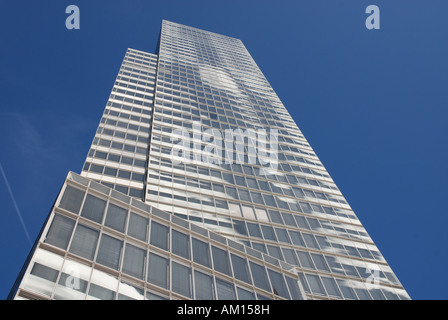 Der Kölner Turm im Mediapark, Köln, Nordrhein-Westfalen. Deutschland Stockfoto