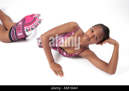 Junge dunkelhäutige Frau Stockfoto