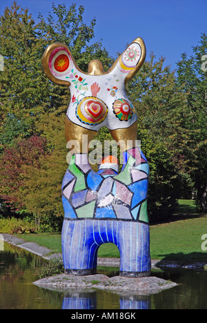 "Der Dichter und seine Muse" von Niki de Saint Phalle, Ulm, Baden-Württemberg, Deutschland Stockfoto