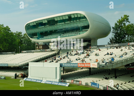 Ansicht des Medienzentrums im Lords Cricket Ground Stockfoto
