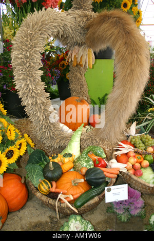 Ernte Krone Bundesrepublik Garten Ausstellung zeigen 2005 München München Bayern Deutschland Stockfoto