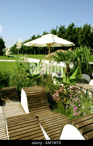 Gartenlounge und Sitwalk ruhige Erholung legen im Garten Ausstellung zeigen 2005 München München Bayern Deutschland Stockfoto