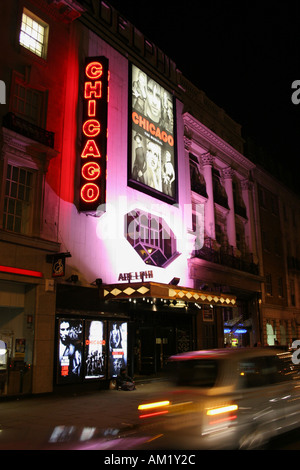 Chicago am Adelphi Theatre am Abend in london Stockfoto