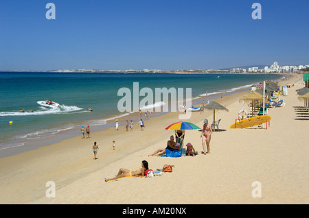 Portugal Algarve Vale Lobo Strand Quarteira im Hintergrund Stockfoto